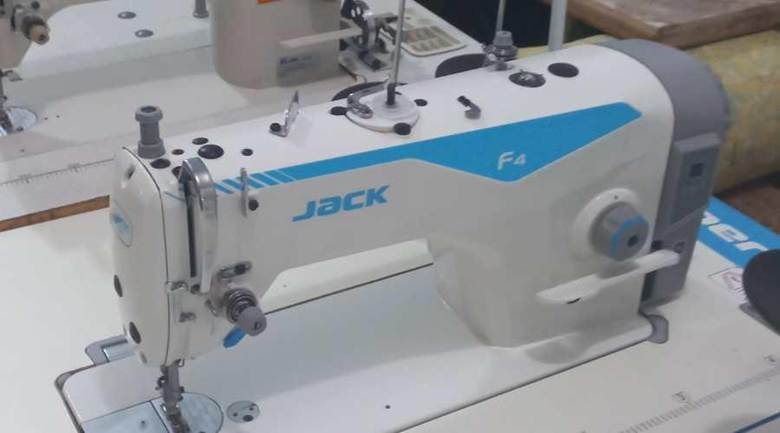 چرخ خیاطی جک f4