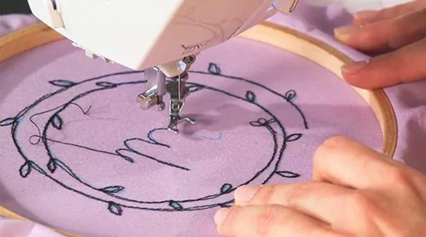 آموزش گلدوزی با چرخ خیاطی ژانومه +( از تنظیم تا دوخت طرح‌های حرفه‌ای)