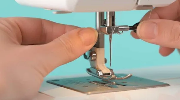 نحوه تعویض سوزن چرخ خیاطی ژانومه 802: گام به گام و کامل
